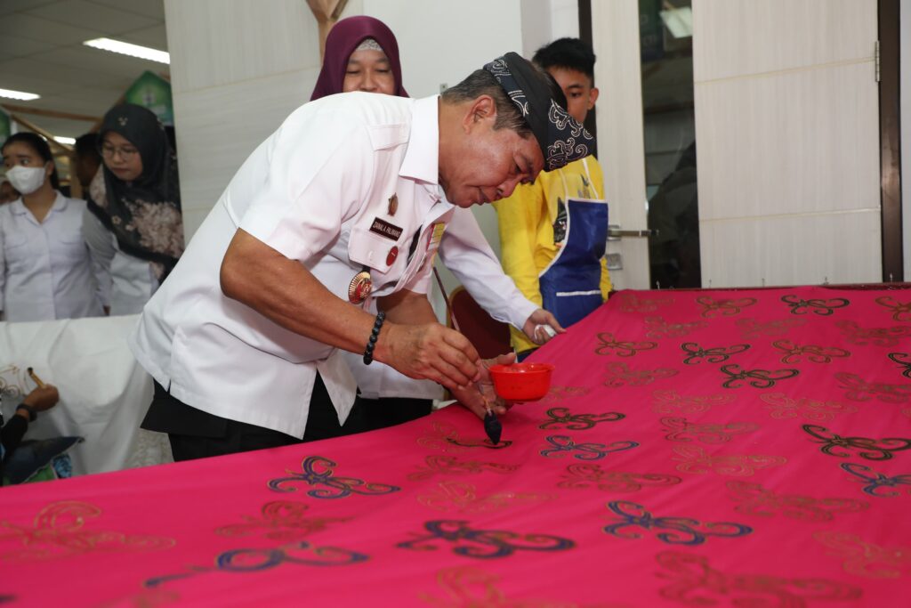 Batik Lokal Kaltara Quartal