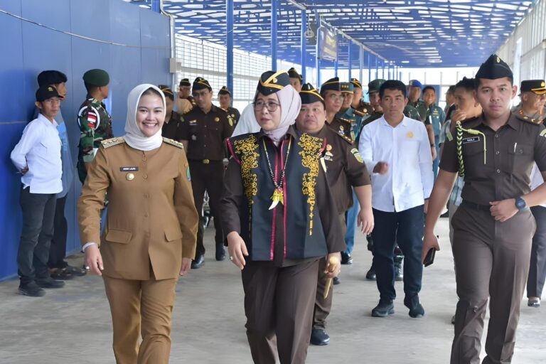 Bupati Nunukan Kajati Kaltara Quartal.id