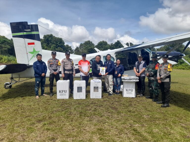 Distribusi Logistik Pilkada Pedalaman Kalimantan Utara Quartal.id