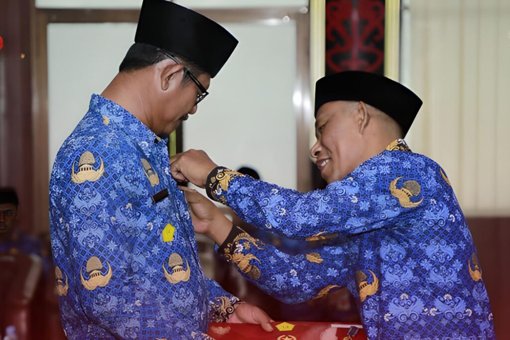 tanda kehormatan Satyalancana Karya Satya Quartal.id