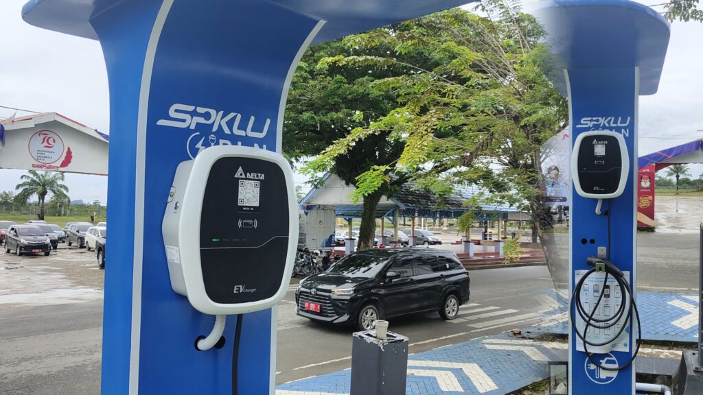 SPKLU di Jalan Agatis Tanjung Selor, Kabupaten Bulungan. QUARTAL.ID